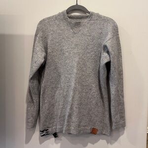 Paka - The Hoodie - Shrunken